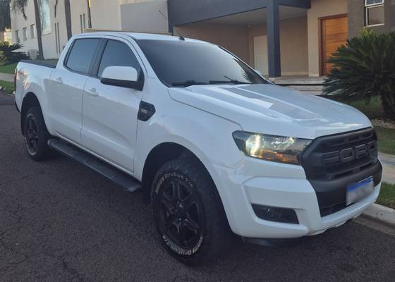 FORD RANGER 2.2 XLS 4X4 CD 16V DIESEL 4P AUTOMÁTICO FORD RANGER 2.2 XLS 4X4 CD 16V DIESEL 4P AUTOMÁTICO